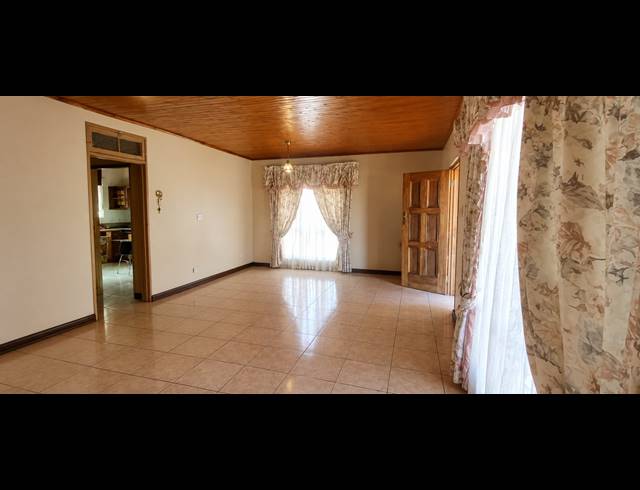3 BEDROOM HOUSE FOR SALE IN VANDERBIJLPARK CW 5